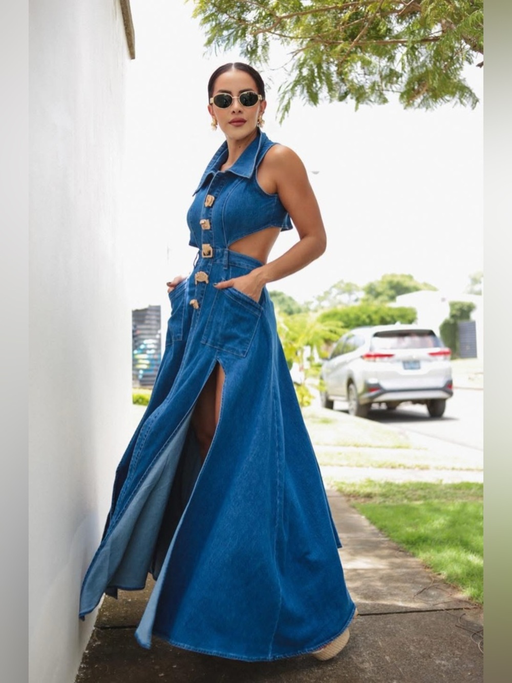 Urban Revivo Cut‎ Out Denim Maxi Dress - Picture 3 of 16